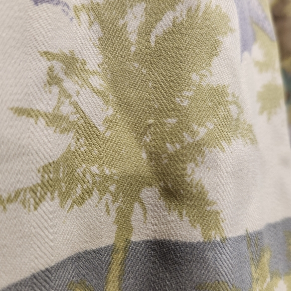 Kim Taylor Reece collection by Hilo Hattie Hawaiian print shirt - Picture 7 of 9